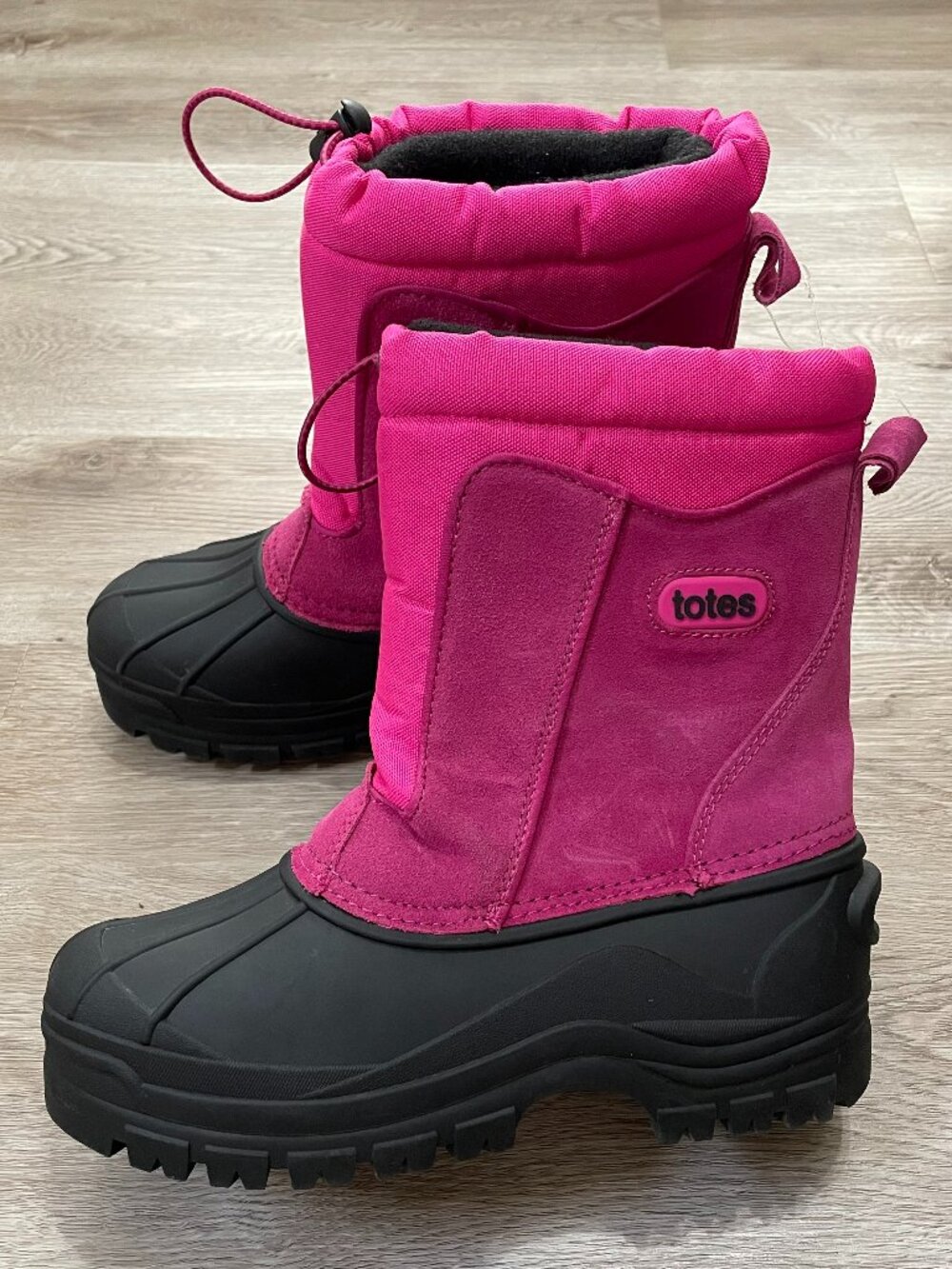 Totes Snow Boots